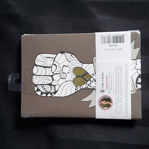 Set of Two Notebooks - Picture 3 of 4